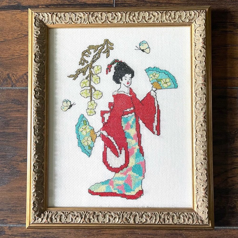 Vintage Handmade Cross Stitch Japanese Geisha Girl w/ Fans Ornate Frame Wall Art